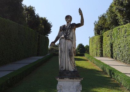 Pitti Palace and Boboli Gardens Tour